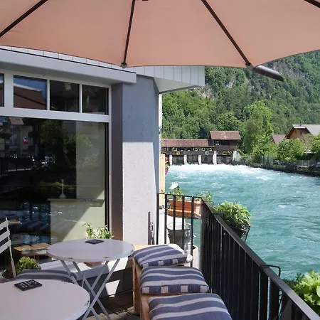 Bed & Bar No.8 - Adults Only Szálloda Interlaken