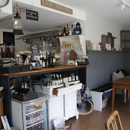 فندق Bed & Bar No.8 - Adults Only 2*