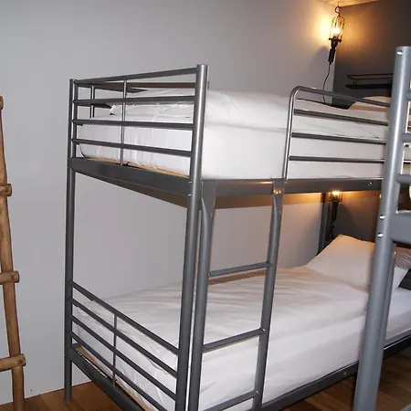 Bed & Bar No.8 - Adults Only インターラーケン