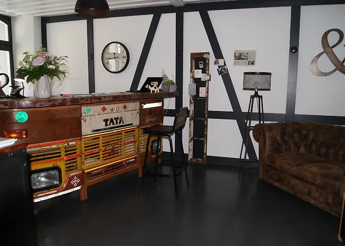 Bed & Bar No.8 - Adults Only 2*