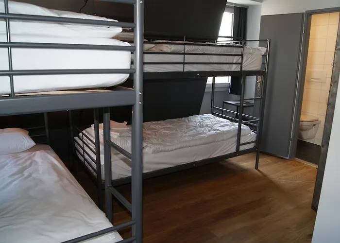 Bed & Bar No.8 - Adults Only 2*