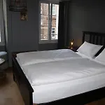 Bed & Bar No.8 - Adults Only Interlaken