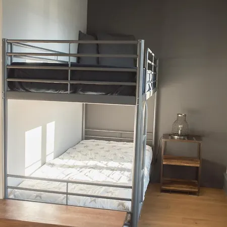 Bed & Bar No.8 - Adults Only Otel