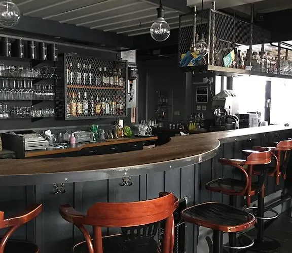 Szálloda Bed & Bar No.8 - Adults Only Interlaken