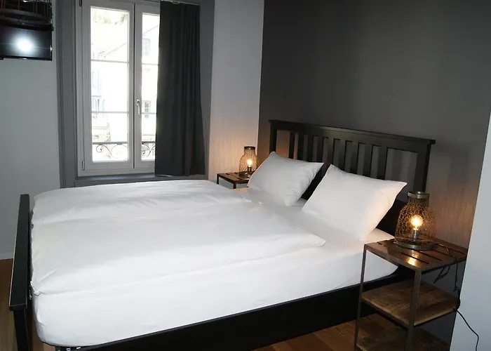 Bed & Bar No.8 - Adults Only