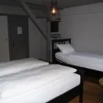 Bed & Bar No.8 - Adults Only Hotel 2*