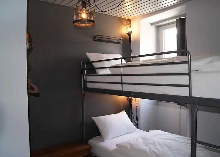 Bed & Bar No.8 - Adults Only 2*