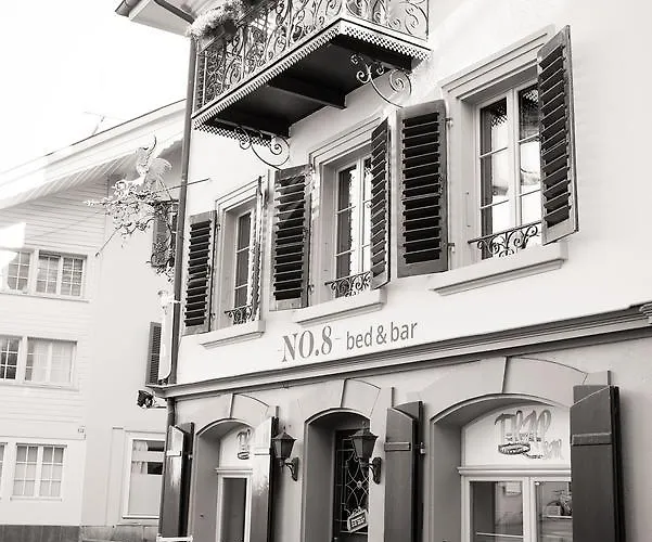 Bed & Bar No.8 - Adults Only 2*